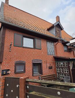2 Familienhaus mit Nebengebäude Denkmalgeschützt - Schladen-Werla