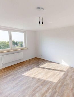 Hübsche 2-Zimmer-Wohnung mit BALKON und EBK - Rendsburg