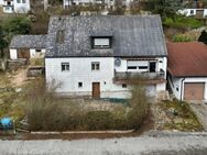 Renovierungsbedürftiges Einfamilienhaus mit wunderbaren Ausblick - Ihr Projekt mit Potenzial! - Parsberg