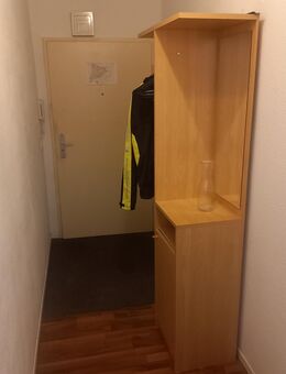Garderobe - Hamburg Altstadt