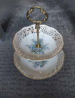 Schöne Etagere - Karlsfeld