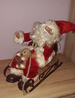 Weihnachtsmann auf Schlitten - Euskirchen Zentrum