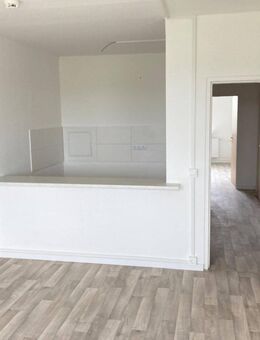 3 Zimmer in Neu-Olvenstedt - Magdeburg
