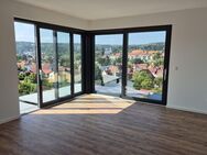 Neubauwohnung mit Charme: Erstbezug mit Blick auf die Bertholdsburg - Schleusingen