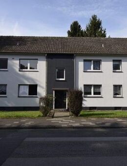 frisch renovierte 2,5 Raum Wohnung auf der Dittfeldstr. in Duisburg Aldenrade - Duisburg