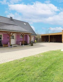 Einfamilienhaus mit Einliegerwohnung/Ferienwohnung und Außenpool bei Lübeck - Schönberg (Mecklenburg-Vorpommern)