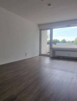 Balkon! Schöne Ergeschosswohnung mit 3-Zimmer in Bochum zu vermieten! - Bochum