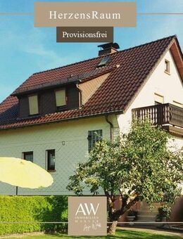 ***HerzensRaum*** Romantisches Haus trifft vielseitige Möglichkeiten. Provisionsfrei für Kaufende - Leun