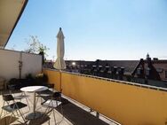 Schwabing: Wunderschöne Dachterrassenwohnung mit großer Südterrasse - München