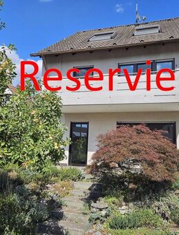 Attraktive Doppelhaushälfte in Erlangen / Dechsendorf, bezugs- und provisionsfrei - Erlangen