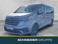 Renault Trafic, PKW Grand Evolution Blue dCi 150, Jahr 2022 - Hof