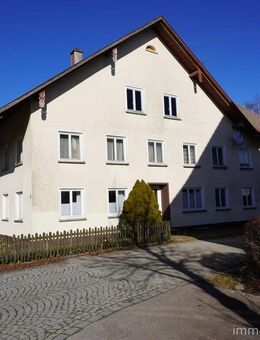 Beeindruckend-Preisgünstige große Hofstelle für Wohnen, Betriebstätte, Lager im Markt Altusried - Altusried