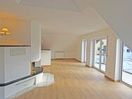 Moderne 4-ZImmer Dachgeschoss-Maisonette-Wohnung zentral in Rosenheim - Rosenheim