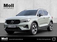 Volvo XC40, Plus Dark B3 EU6d digitales Sitze HarmanKardon, Jahr 2023 - Aachen