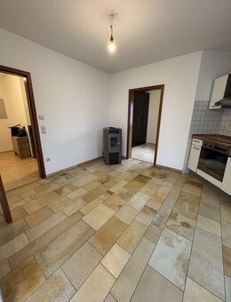 Gepflegte 2,5-Zimmer-Wohnung mit Balkon und moderner Ausstattung in Dietlingen - Keltern