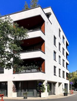 Exklusive 3-Zimmerwohnung mit großer Loggia und Einbauküche in Toplage von Kassel-Vorderer Westen - Kassel