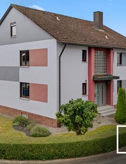 Hochwertig Renoviert! Großzügiges Zweifamilienhaus mit traumhaftem Garten in ruhiger Lage - Eckersdorf