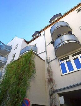 ++2-Raum-Wohnung im Stadtzentrum mit Balkon und Wanne ++ - Plauen