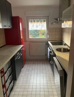 Gemütliche 2 Zimmer Wohnung im Dachgeschoss - 90556 Cadolzburg - Cadolzburg