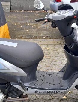 Verkaufe ein KEEWAY (H) Roller 25 km - Herford (Hansestadt) Zentrum