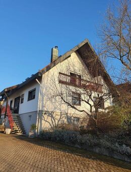 LAUF - TOP-Objekt: charmantes, großzügiges, gepflegtes Ein- / Zwei-Familienhaus in toller, ruhiger Wohnlage von Lauf - Achern