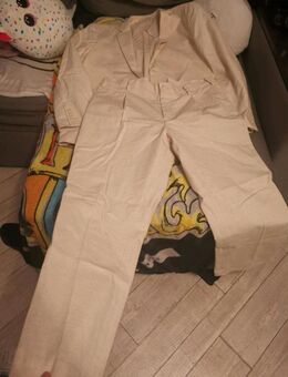 Anzug in Creme - Beige Farbe Größe 56 Herren - Berlin