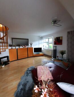 Aue Zeller Berg! Maisonette Wohnung mit Doppelgarage! - Aue