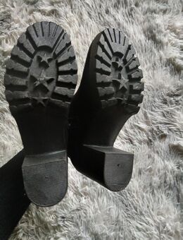 Absatzschuhe Stiefeletten 37 in Schwarz - Aachen