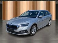 Skoda Octavia, 1.5 Combi eTSI Style, Jahr 2024 - Dresden