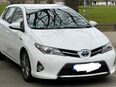 Toyota Auris Hybrid Automatik in 22083