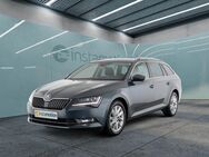 Skoda Superb, 2.0 TDI Combi Style, Jahr 2019 - München