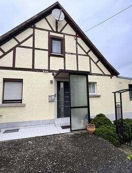 Einfamilienhaus mit großem Garten - Blaufelden