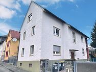 Schönes, gepflegtes 3 Familienhaus in ruhiger Lage von Frankfurt-Seckbach - Frankfurt (Main)