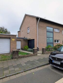 ++BOCHOLT++ZENTRAL NAHE DER INNENSTADT++ FREISTEHENDES++GROSSZÜGES HAUS++GARTEN / TERRASSE / GARAGE++ - Bocholt