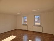 Hell - sanierte 4-Raumwohnung im Zentrum von Weinböhla* Kamin*Einbauküche* Hauptstraße 5 - Weinböhla