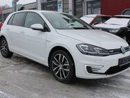 VW Golf, VII e-Golf PDCvo hi Front Abstandswarner Fahrprofilauswahl, Jahr 2019 - Boxberg (Baden-Württemberg)