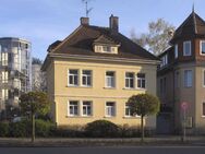 Schickes Altstadthaus mit Nebengebäude - Coburg