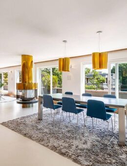 Hochwertig möblierte Penthouse-Wohnung mit blickgeschützter Dachterrasse - München