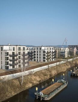 Erdgeschosswohnung mit herrlicher Sonnenterrasse - direkt an der Elbe! - Geesthacht