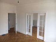 Sanierte 3,5-Zimmer-Altbauwohnung in Hamburg Winterhude - Hamburg