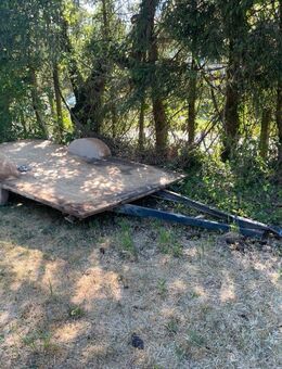 Fahrgestell von Thrun Eicker Wohnwagen Anhänger Plattform - Owingen