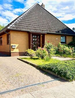 Großzügiges EFH mit liebevoll gestaltetem Garten in zentraler und begehrter Wohnlage - Lübeck