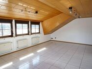 Große 4,5-Zimmer-Dachgeschoss-Wohnung mit zwei Balkonen und Garage! - Burgstetten