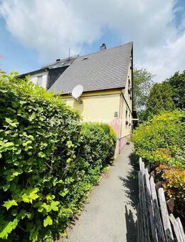 **Ruhig. Grün. Zu Hause. - Doppelhaushälfte in idyllischer Lage von Schwarzenbach a.d. Saale** - Schwarzenbach (Saale)