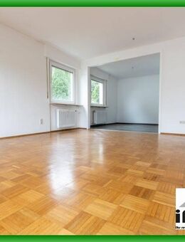 toll geschnittene 4 Zimmer Wohnung mit Balkon und Terrasse - Ispringen