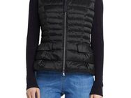 Marc Cain Steppweste "Collection Essential" Premium Damenmode mit dezentem Glanz