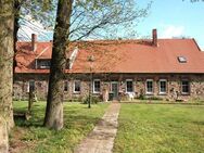 Ein Landhaus Anwesen mit Stallungen und sechs Mietwohnungen am Naturschutzgebiet - Hopsten