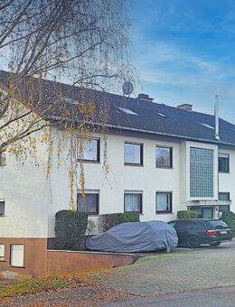 Großzügige 4-Zi.-Eigentumswohnung mit Balkon u. 2 Carportstellpl. in Wiesenbach, Gemarkung Bammental - Bammental