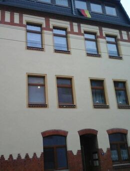 Großer Südbalkon - Zweiraumwohnung in zentraler Lage - Merseburg
