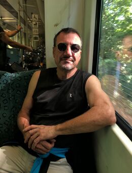 Suche weibliche Person - Berlin